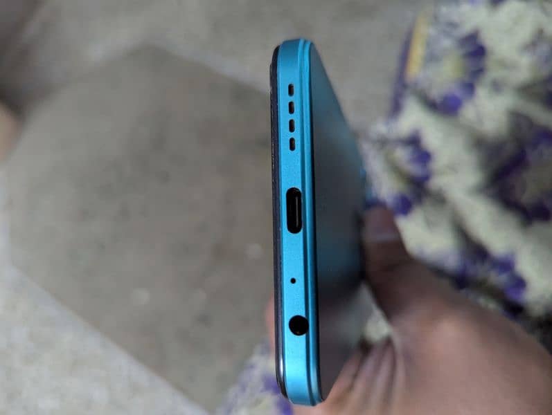 Infinix note 11(4/128) 4