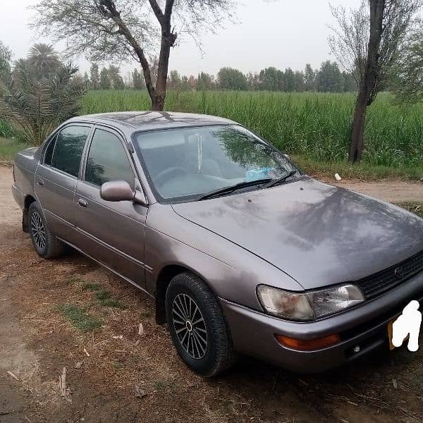 Toyota Corolla XE 2001 1