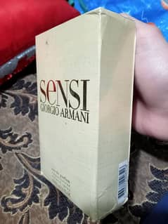 Giorgio Armani Sensi perfume