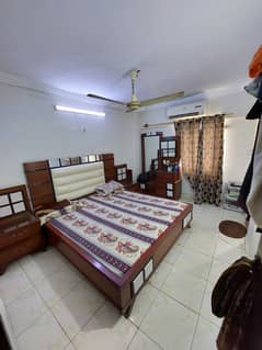 2 bed dd outclass flat for rent