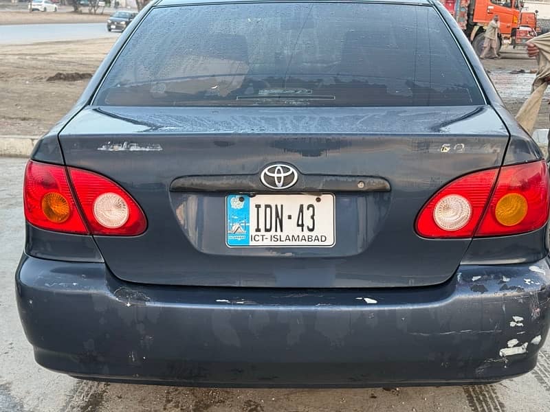 Toyota Corolla 2005 Se Saloon 2