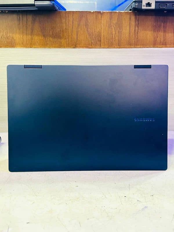 Galaxy book 2 pro 360 amoled 4k intel 12th gen i5 5