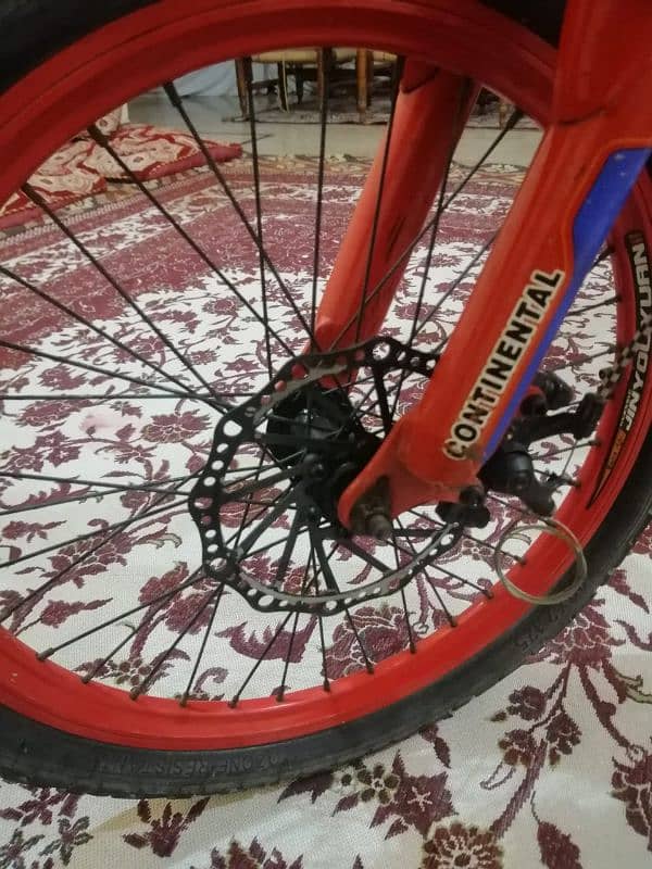 gear cycle ,dual disk brakes 2