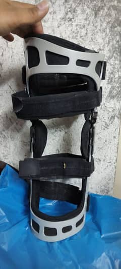 knee brace