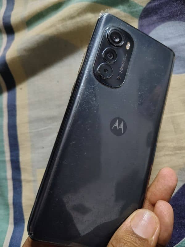 Motorola Edge plus 2022 5