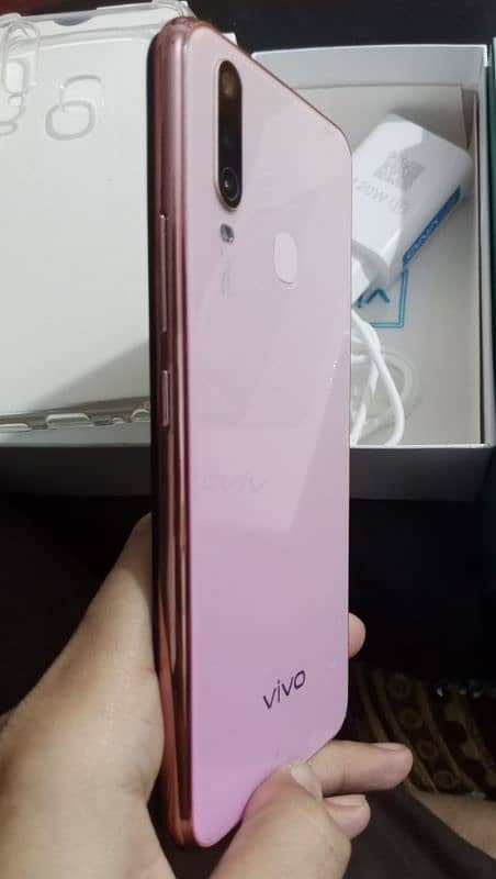 Vivo Y17 3