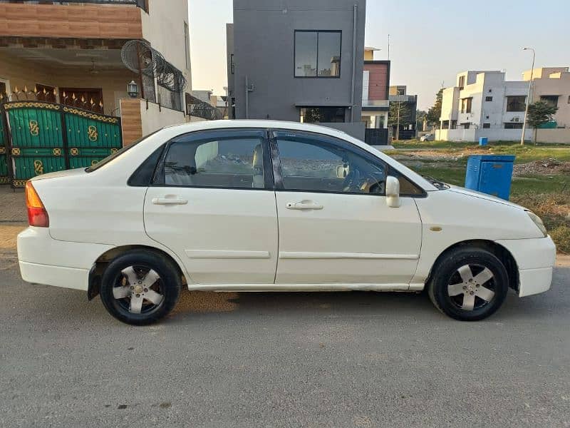 Suzuki Liana 2007 4