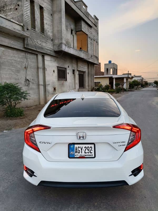 Honda Civic Oriel 2018 3