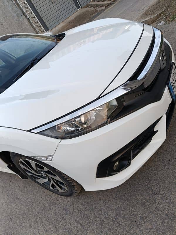 Honda Civic Oriel 2018 9