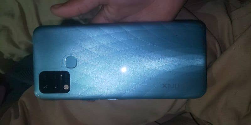 Infinix hot10s for sale 9/10 condition used 6