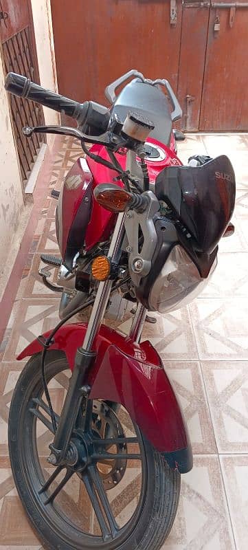 Suzuki Bke GSX-125 for sale 3