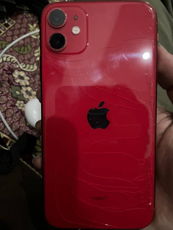 Icloud lock iphone 11 (back crack) 3