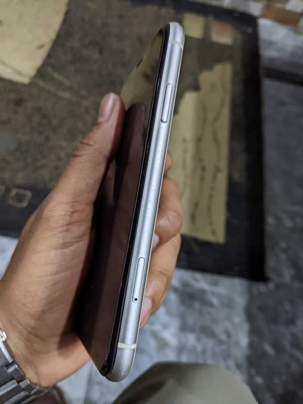 iPhone 11 non pta 2