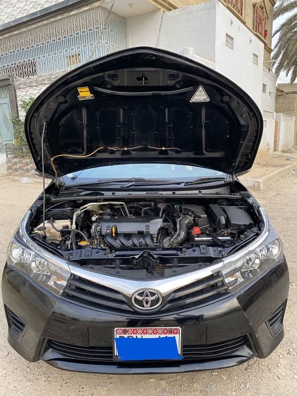 Toyota Corolla 2015 Mint condition 3