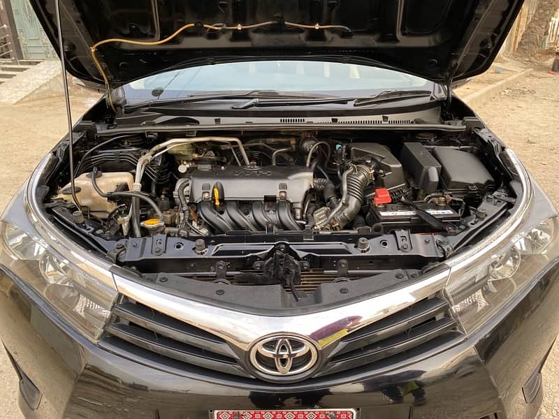 Toyota Corolla 2015 Mint condition 11