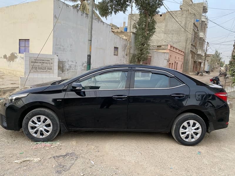 Toyota Corolla 2015 Mint condition 12