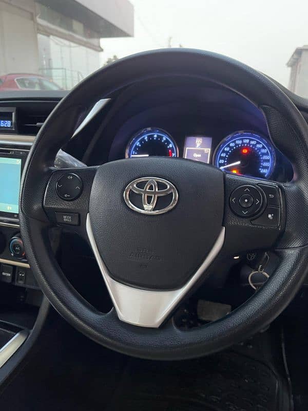 Toyota Corolla Altis 2017 15