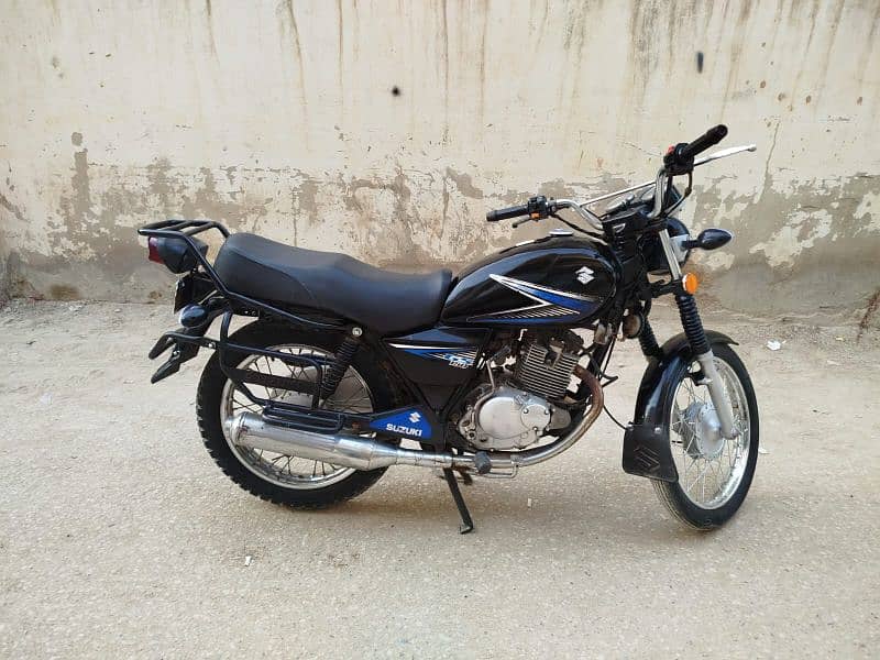 Suzuki Gs150 2