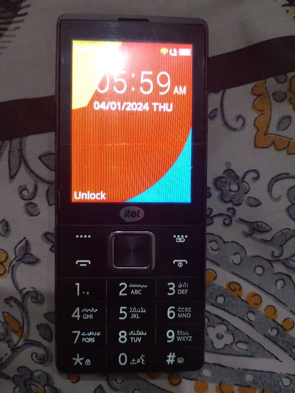 itel mobile power 700 1