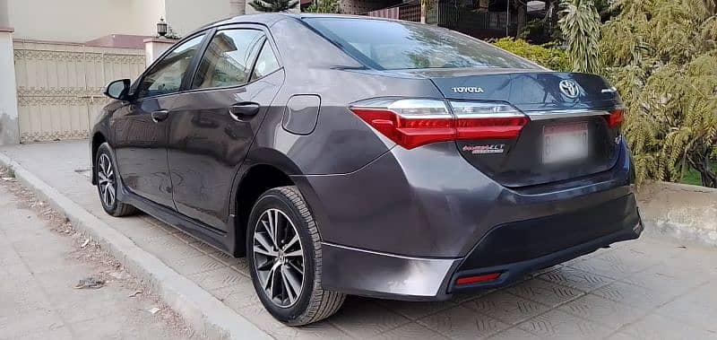 Toyota Corolla Altis 2022 13