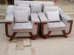 shesham sofa set 7 seater. . . 3+2+1+1