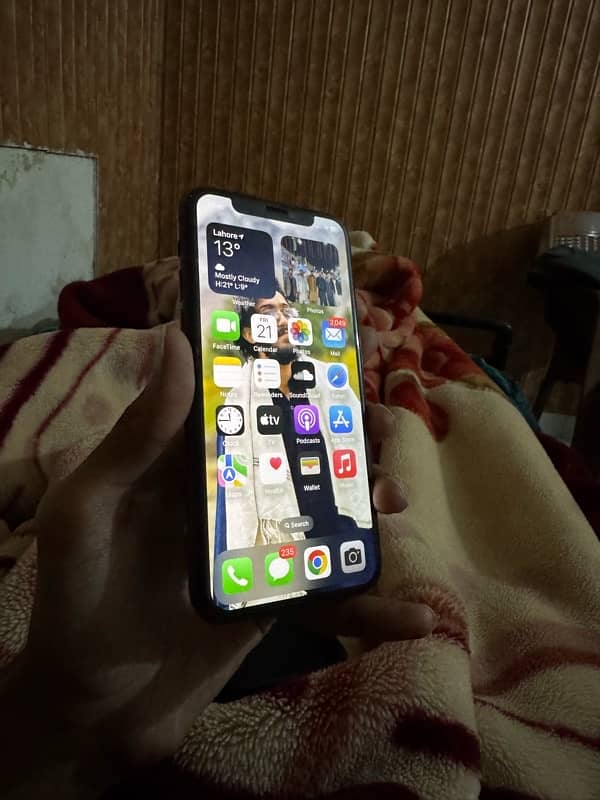 iphone 11 pro 3