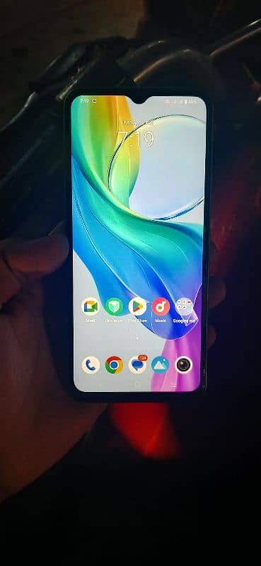 vivo Y03 4 + 4 128 gb 3