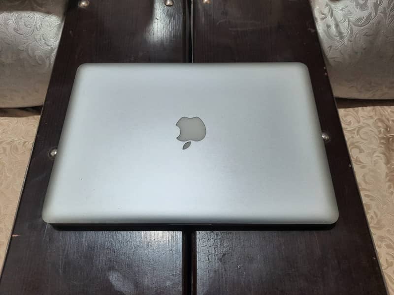 MacBook pro 0