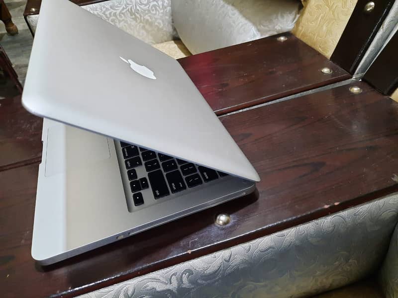 MacBook pro 2