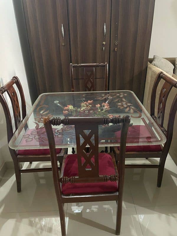 DINING TABLE FOR SALE 1