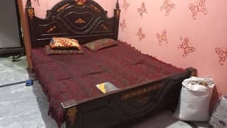 woodn bed like new