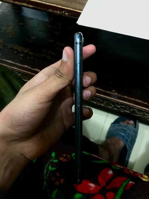 iPhone 8 Plus 64 GB none PTA 6