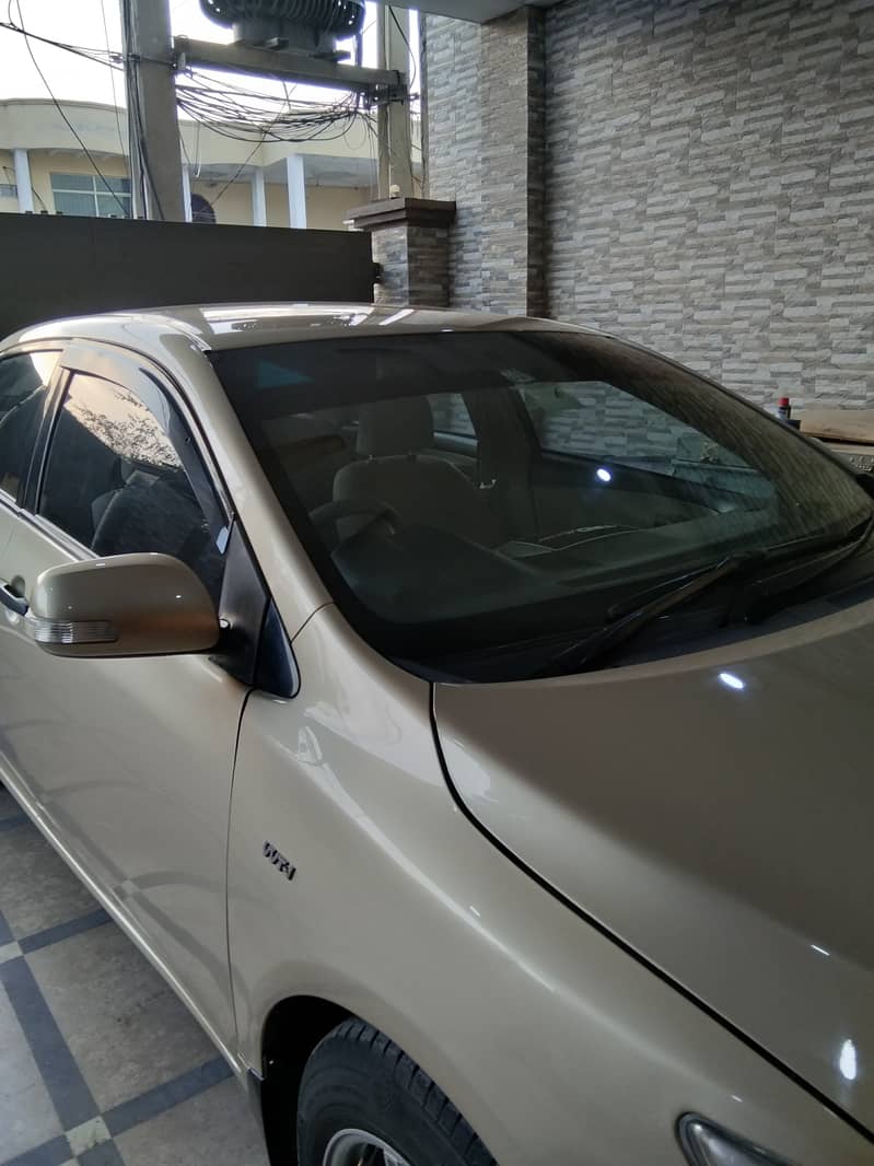 Toyota Corolla GLI 2011 in Excellent condition 9