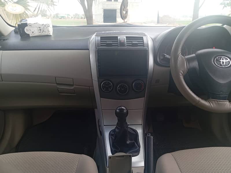 Toyota Corolla GLI 2011 in Excellent condition 16