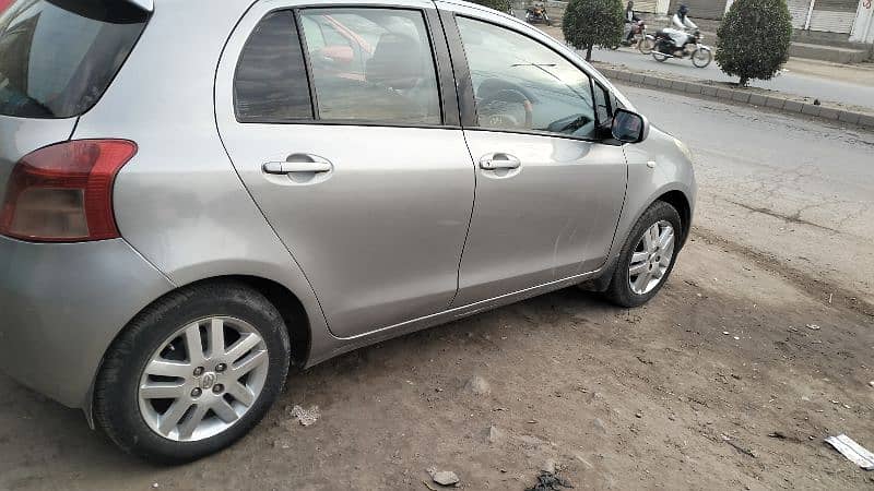 Toyota Vitz 2006-2013 6