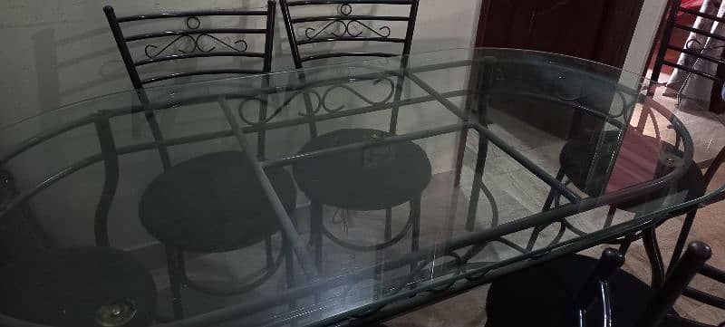 Glass Dining Table with six chairs. (used) 8/10 condition. 5