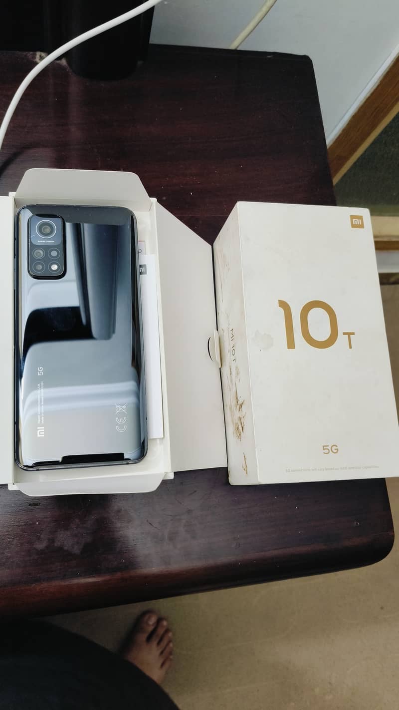 mi 10T.    8/128   10/10 SD865  official PTA 1