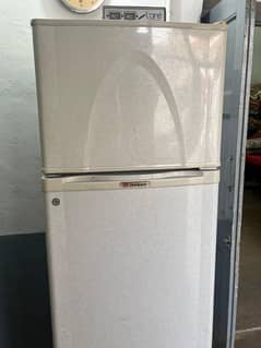 Dawlance fridge for sale