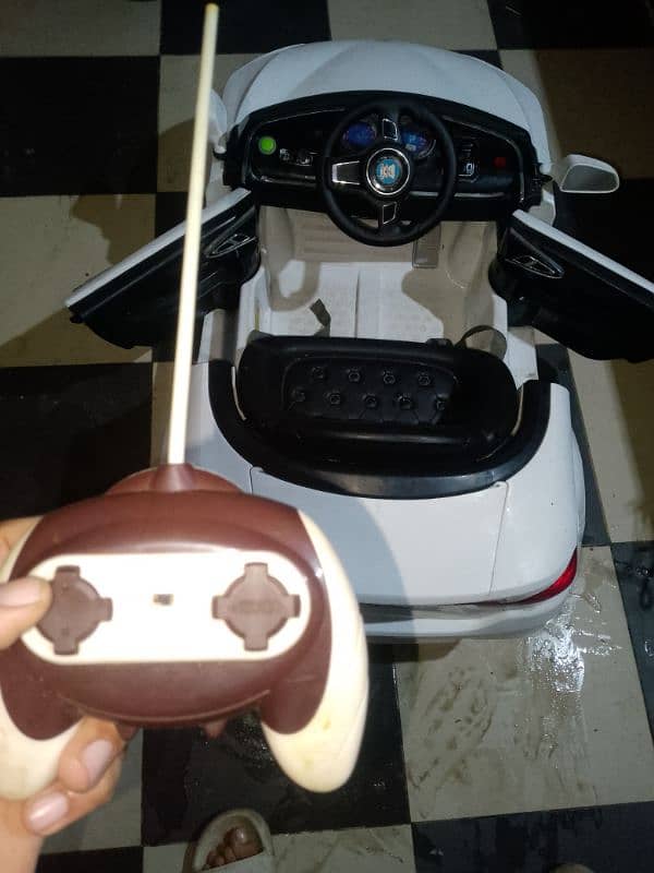 Electric BeBy Car just few days Used 2