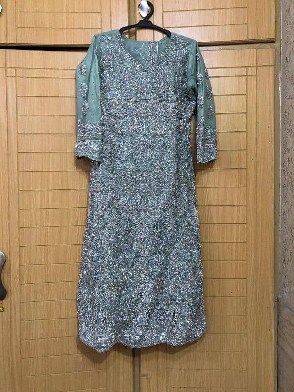 I AM SELLING MAXI NEW CONDITION 0301 4620392 3