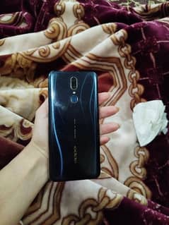 Oppo F11 (4/64)