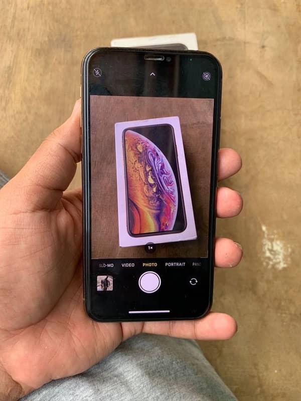 IPhone xs factory unlock Exchange possible. 2