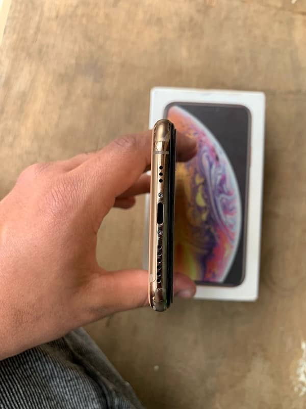 IPhone xs factory unlock Exchange possible. 4