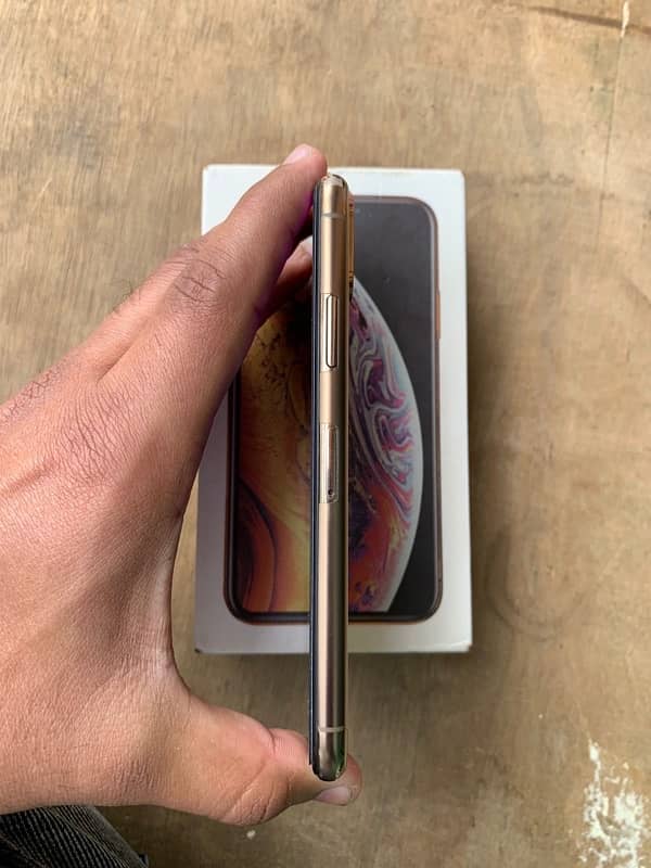 IPhone xs factory unlock Exchange possible. 5