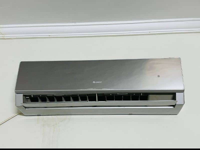 Gree simple and Electrolux inverter ac 1.5 ton 2