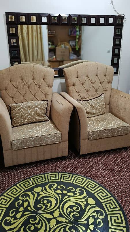 7 seater sofa set best condition 2