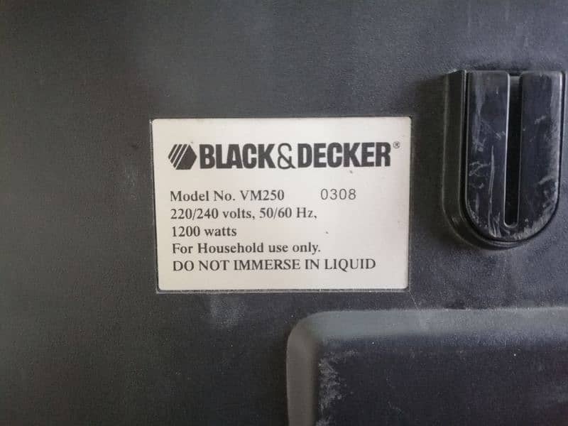 Black & Decker Vacuum cleaner in good condition 16