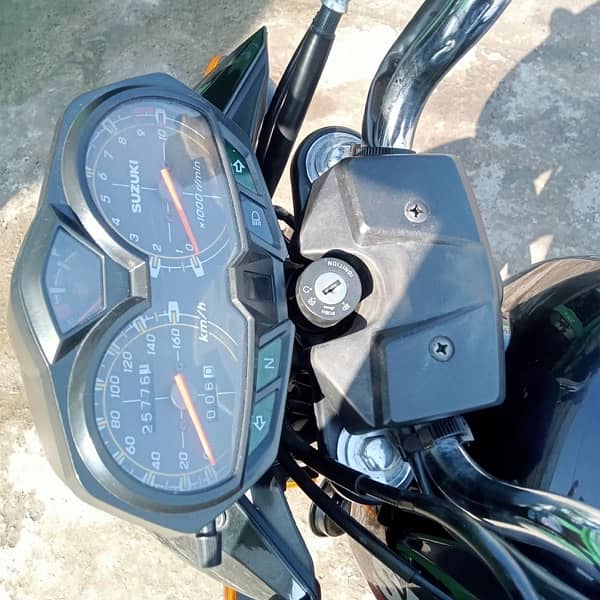 Suzuki Gr 150 black colour for sale 1