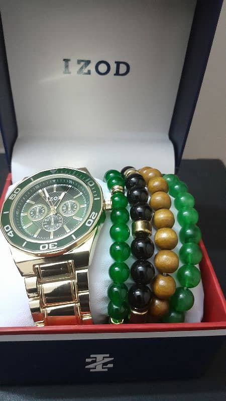 IZOD WATCH 3