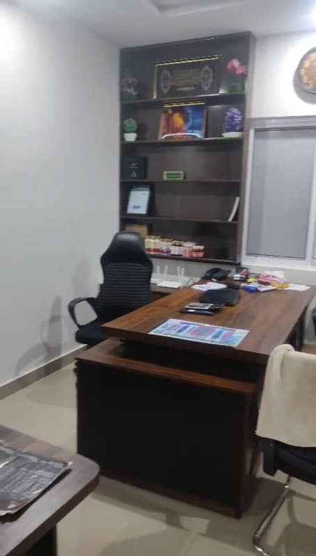 350 sqft Office Space Available For Rent in Jinnah colony Faisalabad 1